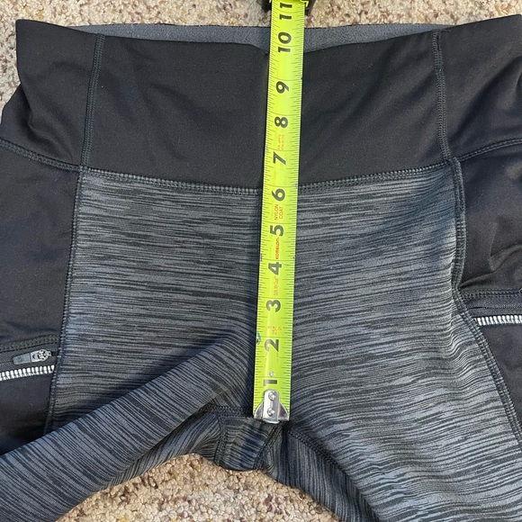 Athleta Fleece Lined Leggings Size Medium - Picture 10 of 10